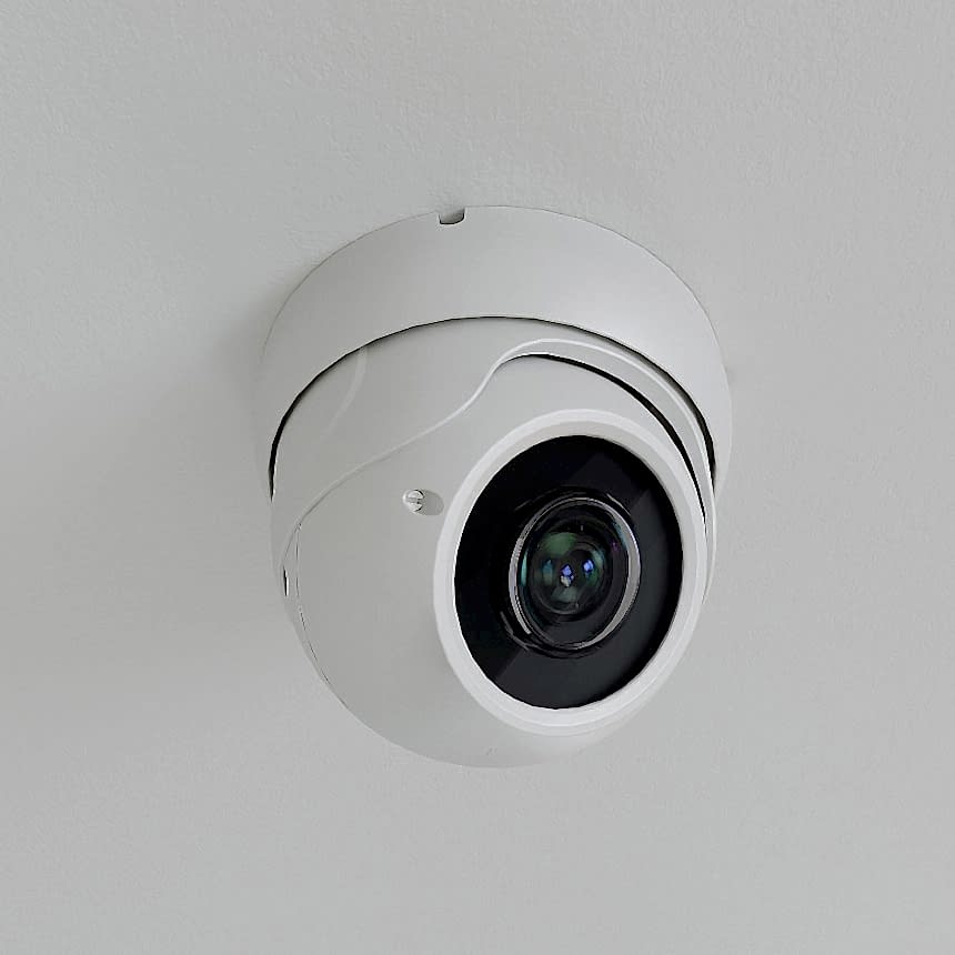 Видеокамера купольная (вариофокальный объектив)