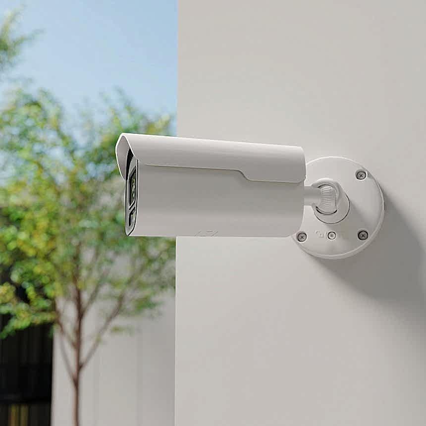 Видеокамера цилиндрическая (моторизованный объектив)