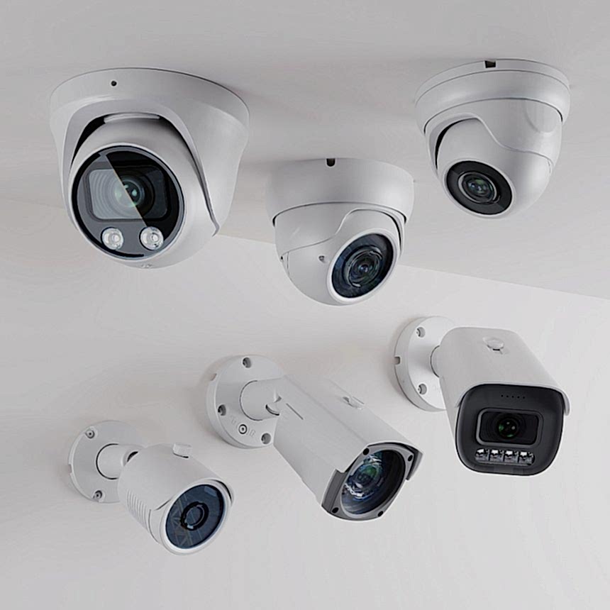  Видеокамера купольная (моторизованный объектив)